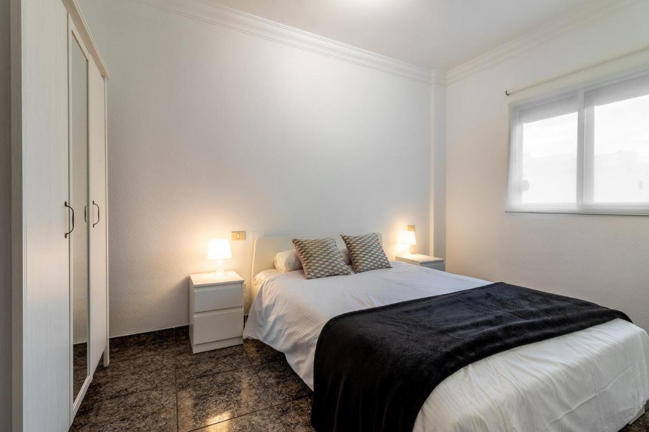 Flatguest Cicer - 3Bdr + Balcony + Beach ลาสปัลมาส เด กรานคานาเรีย ภายนอก รูปภาพ